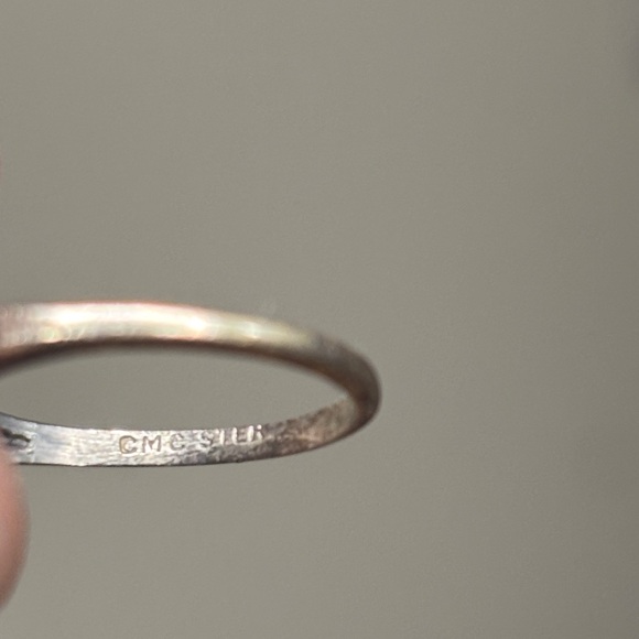 Vintage Silver Ring with Amethyst Gemstone IE Weldon Secondary - Picture 2 of 5